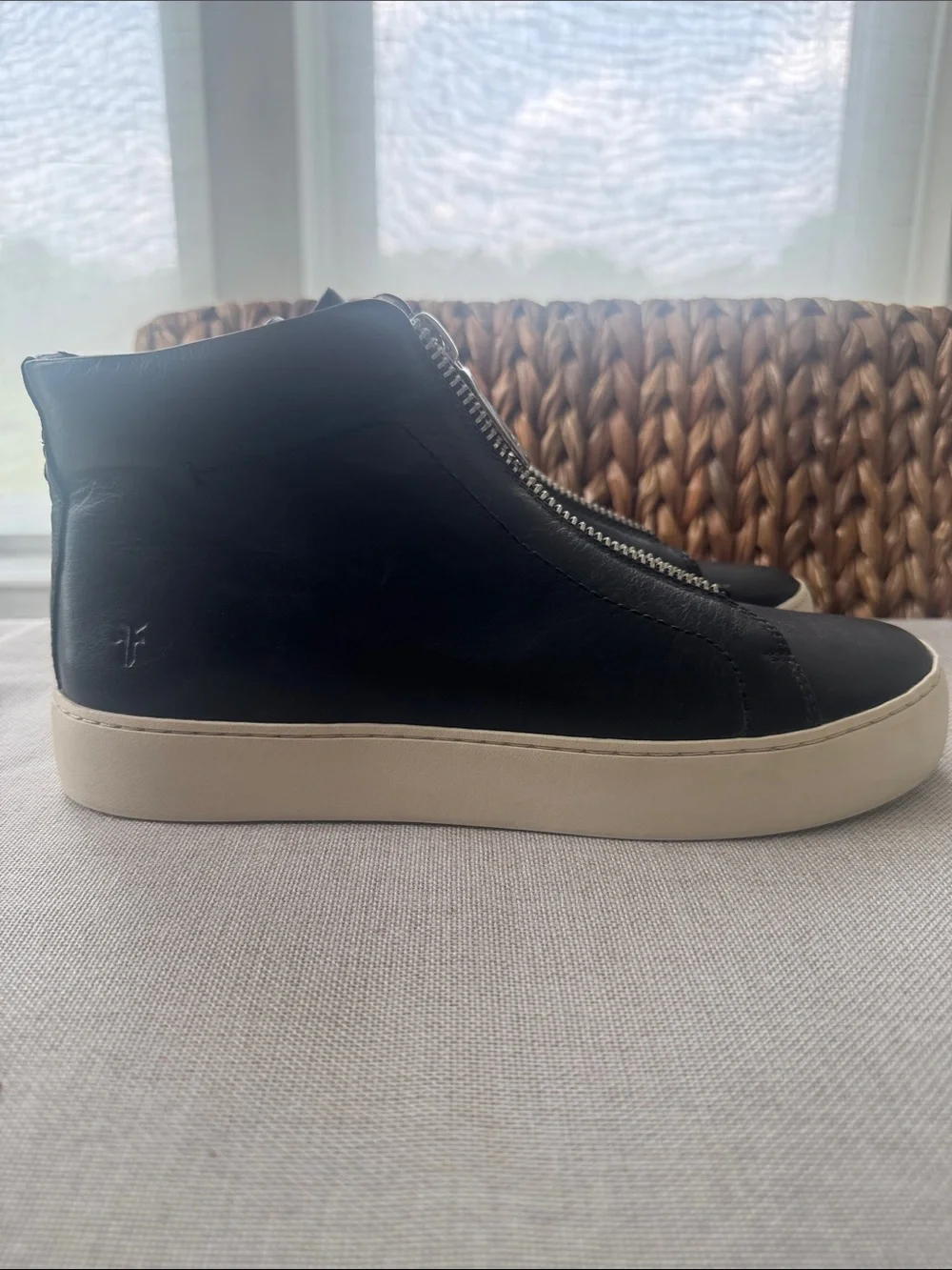 Frye round toe